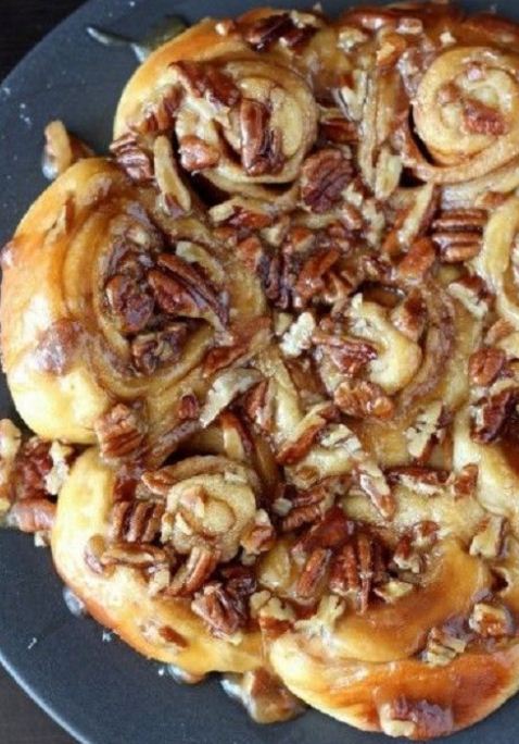 A plate of fresh and warm Caramel Pecan Sticky Rolls