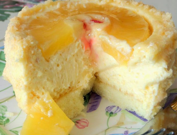 Pineapple Cake With Cheese Cake Filling