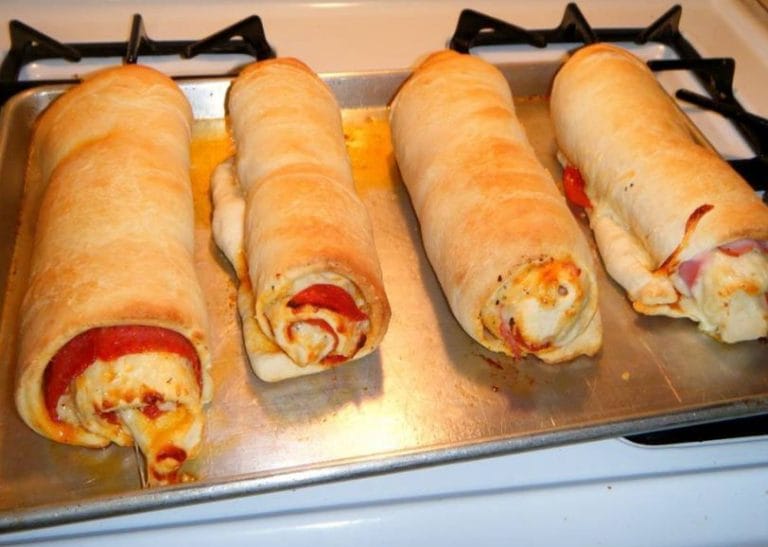 The Best Pepperoni Bread Ever