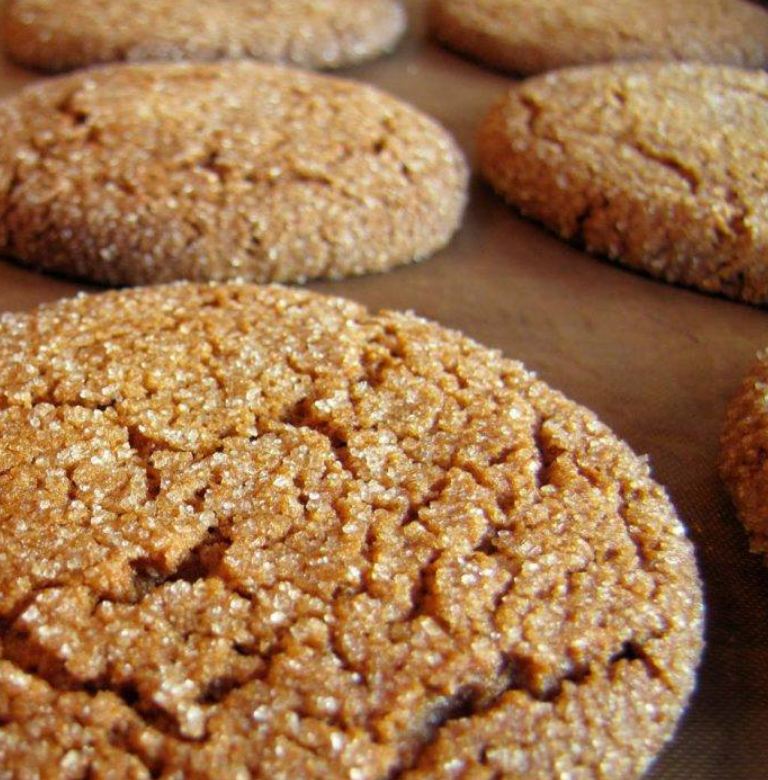 Big Soft Ginger Cookies | worldofcooking.net