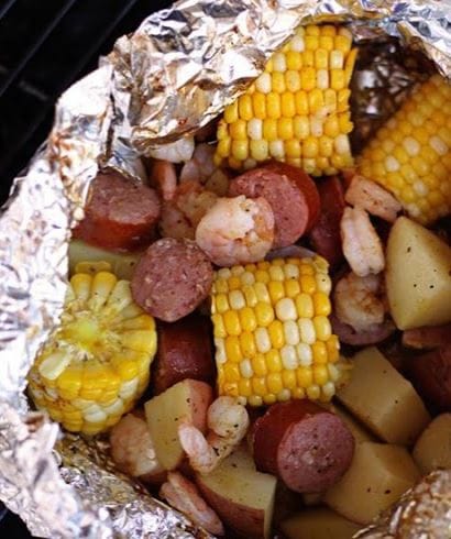 Cajun-Style Grill Foil Packets