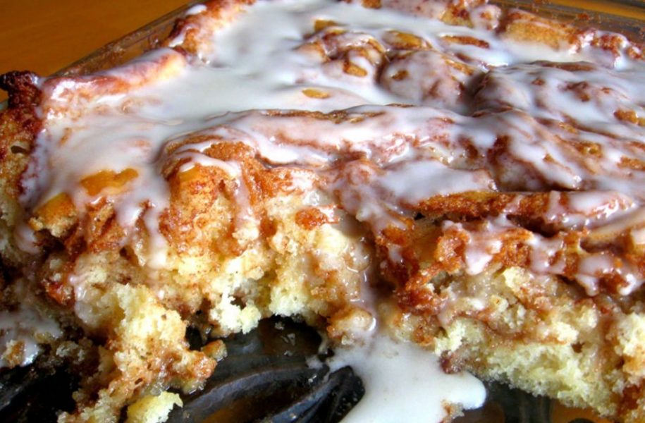 Best Cinnamon Bun Cake