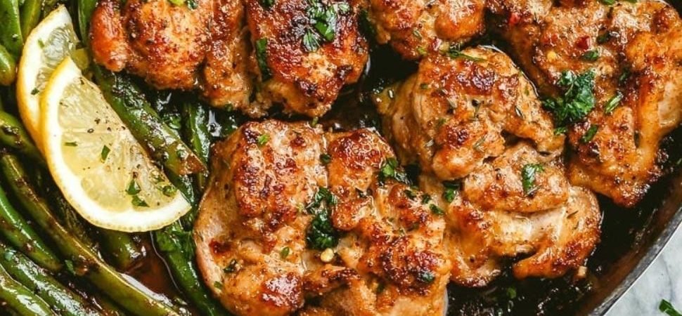 Lemon Garlic Butter Chicken Thighs and Green Beans Skillet