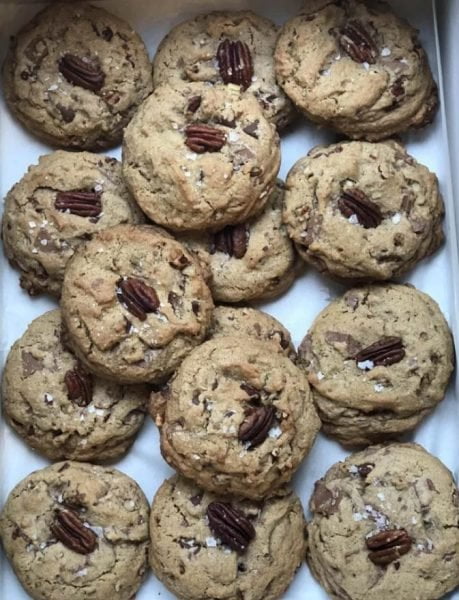 Brown Butter Bourbon Pecan Chocolate Chunk Cookies | worldofcooking.net