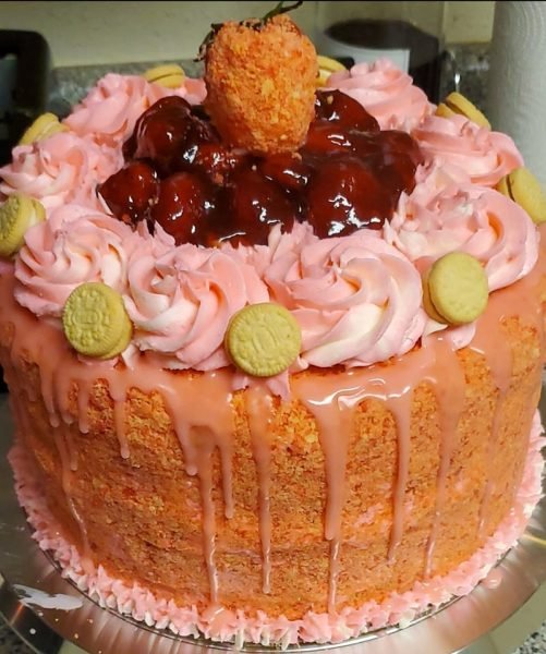 Strawberry Crunch Cake