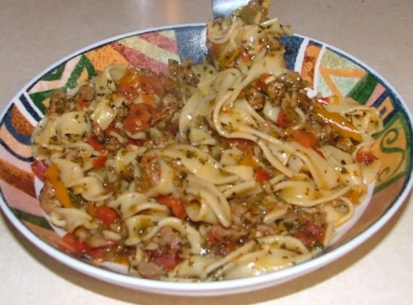 Italian-Drunken-Noodles-Recipe-Sausage-Bell-Peppers