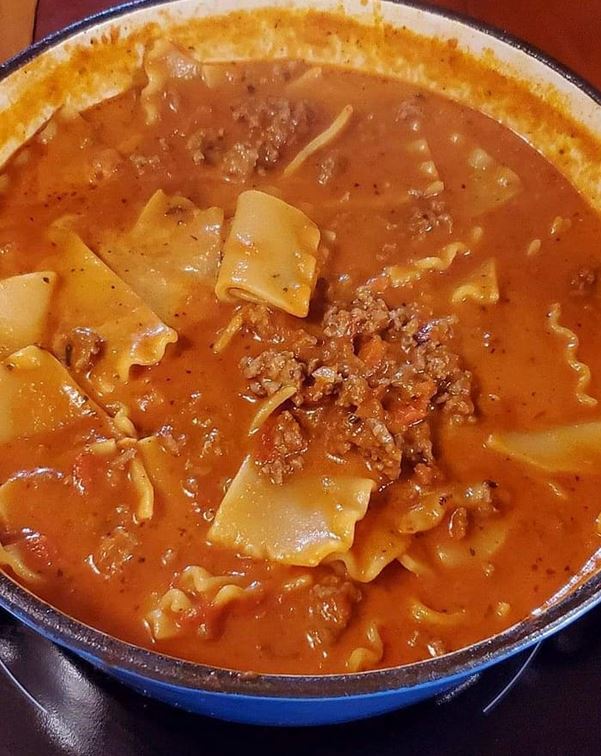 Bowl of One Pot Lasagna Soup