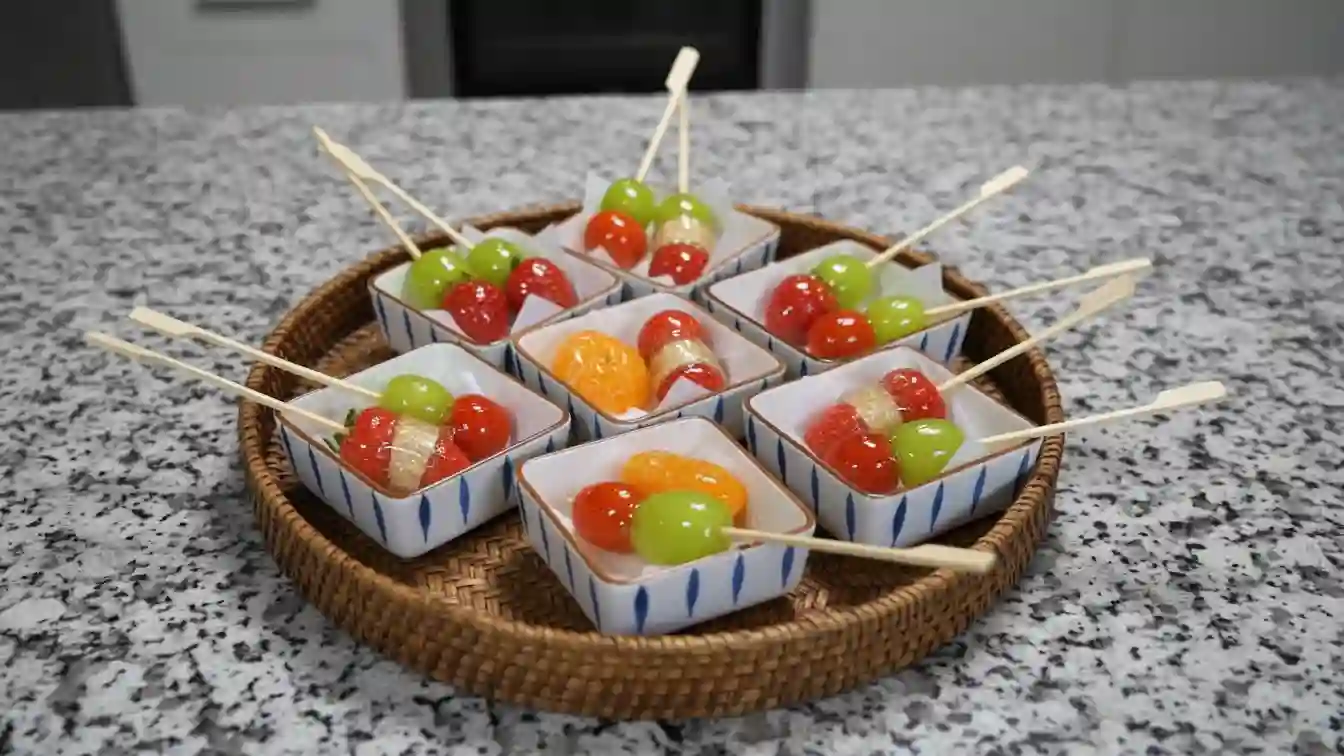 Tanghulu Recipe (Chinese Candied Fruit)